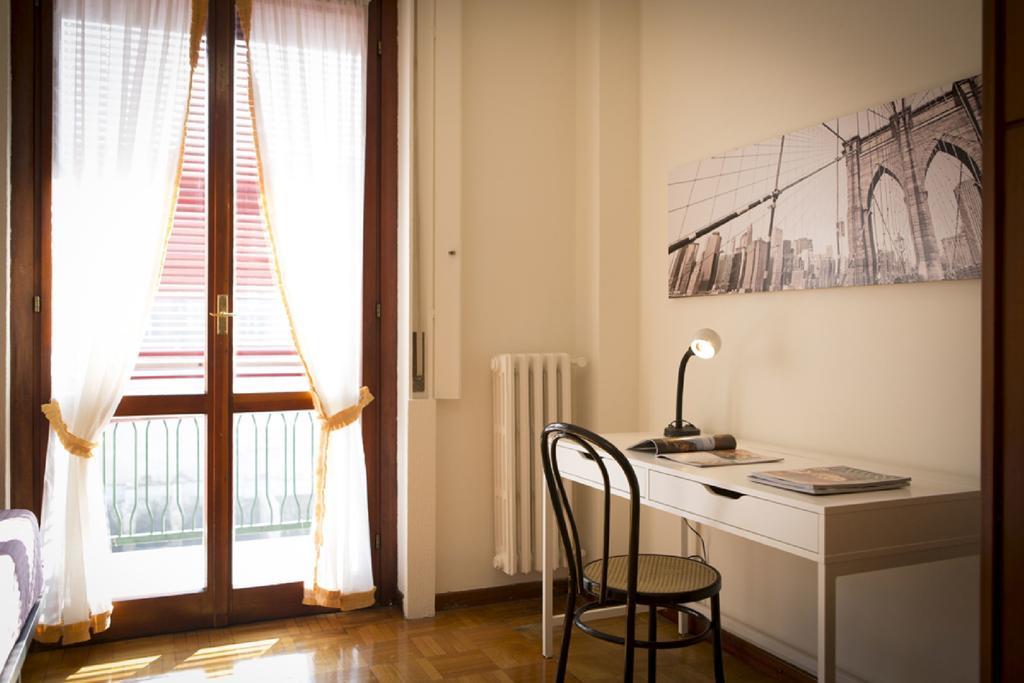 Fiera Monterosa 11 Apartment Милан Номер фото