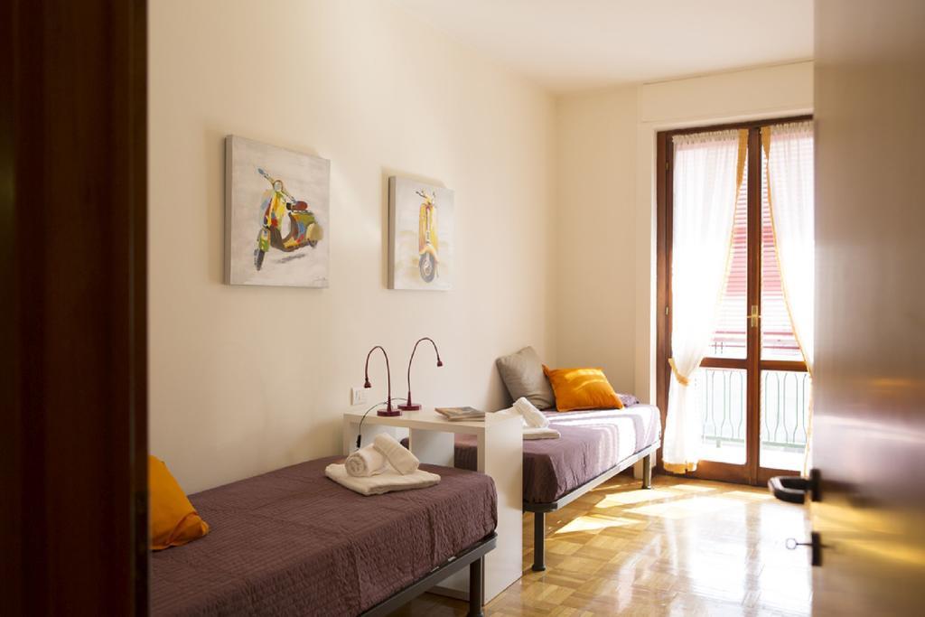 Fiera Monterosa 11 Apartment Милан Номер фото